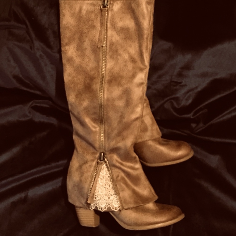 Not Rated Sassy Classy Winter Boot w/lace